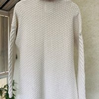 Модерен пуловер ,памук,млечен цвят, снимка 5 - Блузи с дълъг ръкав и пуловери - 26935095