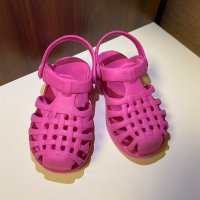 Гумени сандалки за плаж, снимка 2 - Детски сандали и чехли - 37510440