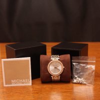 Дамски часовник Michael Kors, снимка 7 - Дамски - 43144141