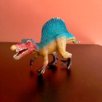 Колекционерска фигурка Schleich Dinosaurs Spinosaurus 2018, снимка 2 - Колекции - 40784089