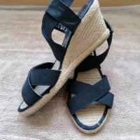 Дамски черни сандали, снимка 2 - Сандали - 40047260