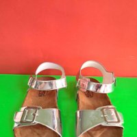 Английски детски оригинални сандали , снимка 2 - Детски сандали и чехли - 37307878