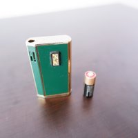 Рядка японска запалка Prince с батерия, снимка 1 - Запалки - 32456660