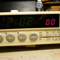 Sony ICF -C560 radio clock tape vintage - финал, снимка 4 - Други - 26789155