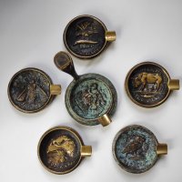 Бронзови пепелници в антично- гръцки стил, снимка 1 - Антикварни и старинни предмети - 40709893
