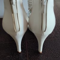  Дамски бели сандали на висок ток , снимка 5 - Сандали - 37370293