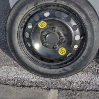 Резервна гума патерица 5х120, снимка 1 - Гуми и джанти - 43179298