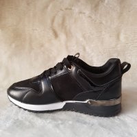 Спортни обувки LV, снимка 2 - Дамски ежедневни обувки - 26971606