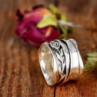 Голям сребърен пръстен с роза, снимка 2 - Пръстени - 37867846