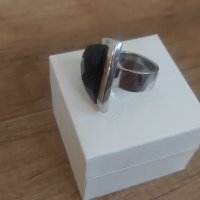 Сребърен пръстен с голям триъгълен черен камък внос от Дубай, снимка 9 - Пръстени - 38757821