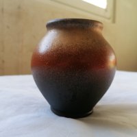 Керамична ваза в цветовете на огъня, снимка 1 - Вази - 43920399