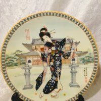 серия японски порцеланови чинии за стена  , снимка 13 - Декорация за дома - 43887626