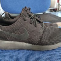 маратонки Nike Roshe Run Triple Black, снимка 1 - Маратонки - 43306576