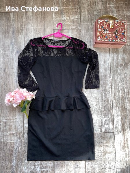 Страхотна нова черна еластична рокля с пеплум на талията , снимка 1