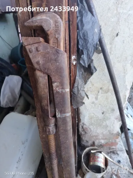 Продавам големи тръбни ключове, снимка 1