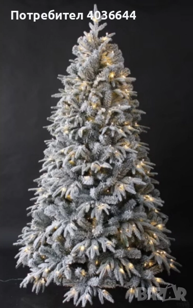 Коледна елха с вградени лампички по връхчетата, снимка 1