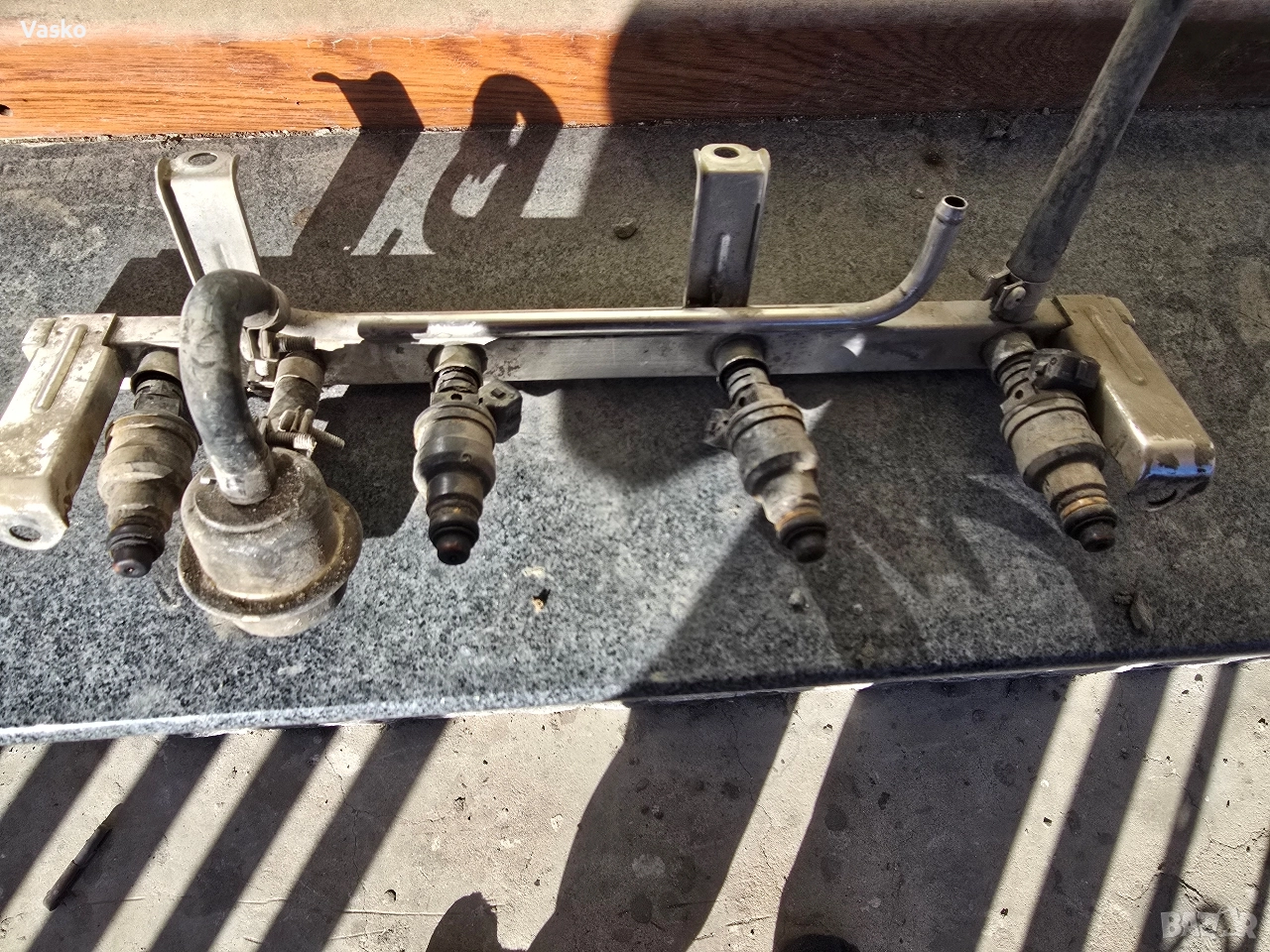 Горивна рейка с дюзи за OPEL CALIBRA, снимка 1