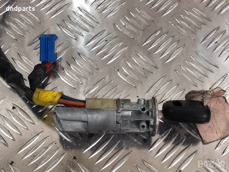 Контактен ключ Peugeot 206,1.4HDI,2003г., снимка 1