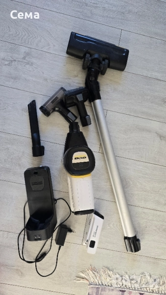 Вертикална прахосмукачка Karcher , снимка 1