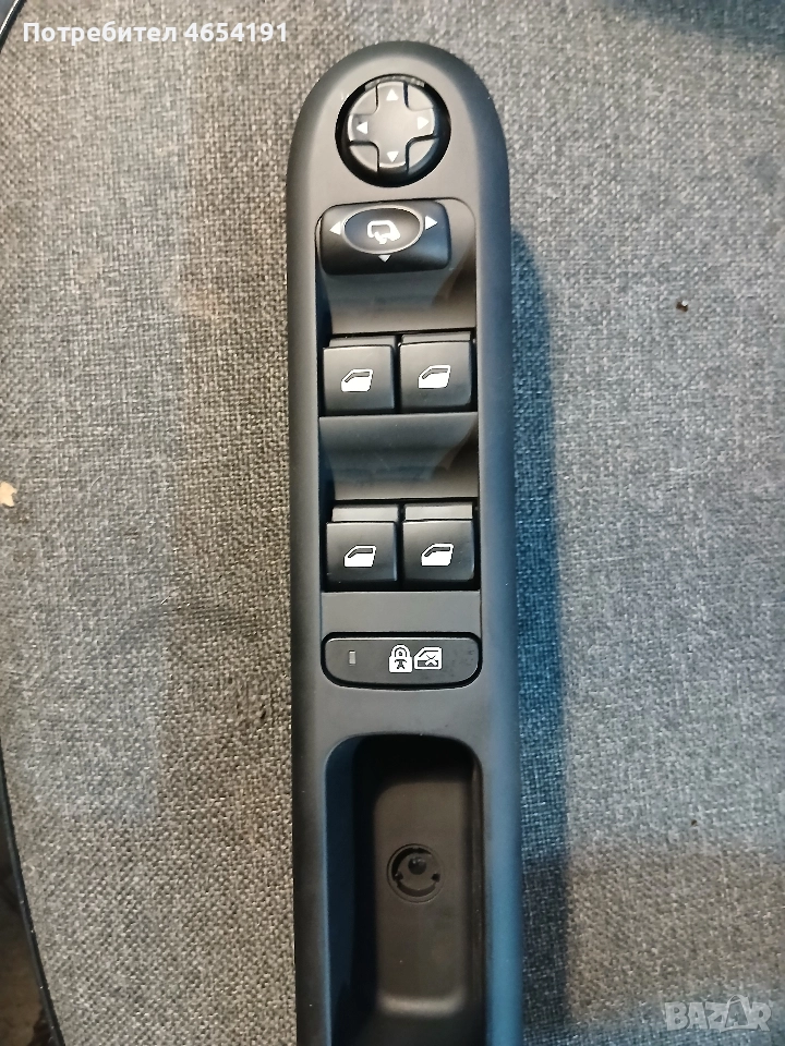 Бутони ел. стъкла peugeot 5008, снимка 1