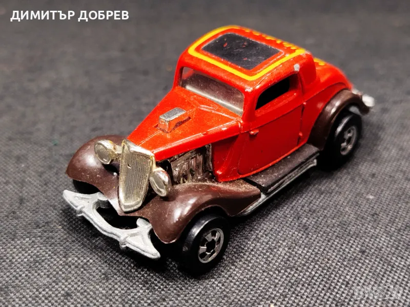 СТАРА РЕТРО МЕТАЛНА КОЛИЧКА HOT WHEELS FORD COUPE MALAYSIA, снимка 1