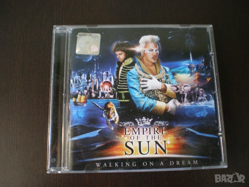 Empire Of The Sun – Walking On A Dream 2008, снимка 1