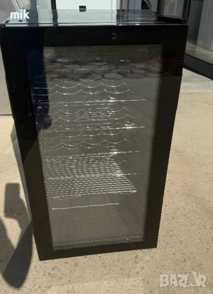 Малка хладилна витрина , снимка 1