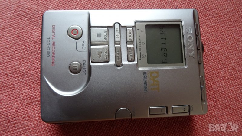 Sony tcd-d100 DAT Walkman,Sony DAT RMT - D100,Sony DAT RM - ED100 - с повреда, снимка 1