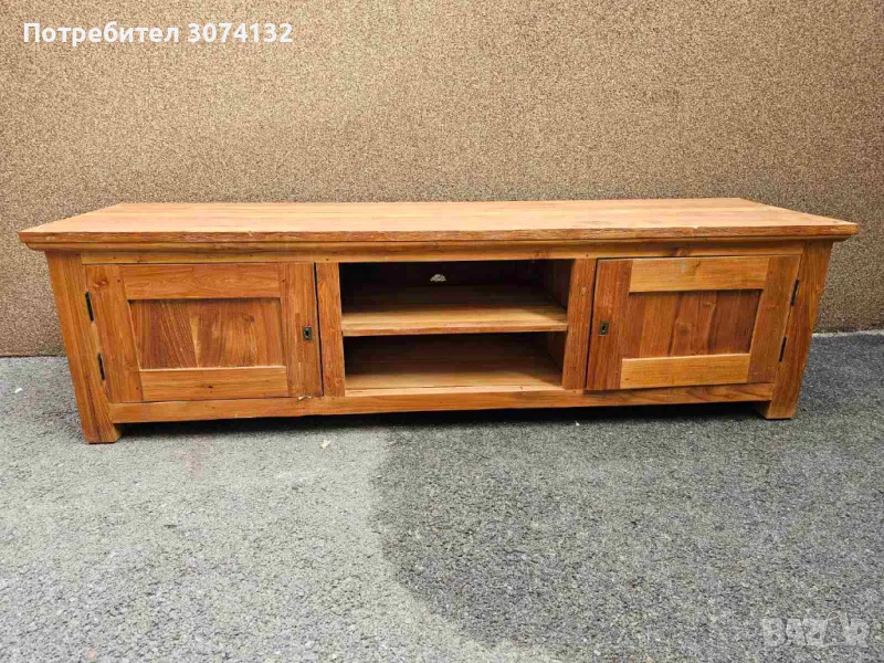 Нисък шкаф изработен изцяло от дърво, снимка 1