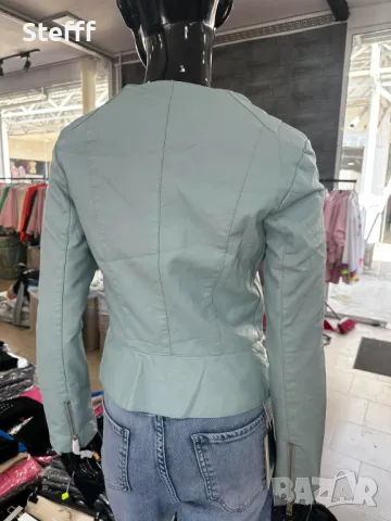 Синьо кожено яке, снимка 2 - Якета - 49764650