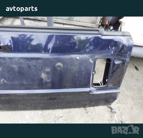 Range rover p38 долен багажник, снимка 2 - Части - 40572905