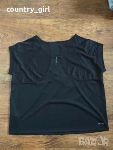 Nike Nk Dry Top Ss Run Fast - страхотна дамска тениска КАТО НОВА, снимка 8 - Тениски - 28738200