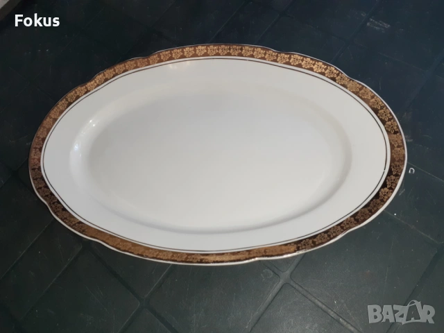 Български порцелан Китка Нови Пазар плато позлата, снимка 2 - Антикварни и старинни предмети - 53294949