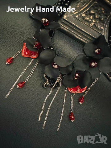 Прелестно колие "Печеливша карта", снимка 2 - Колиета, медальони, синджири - 53501849