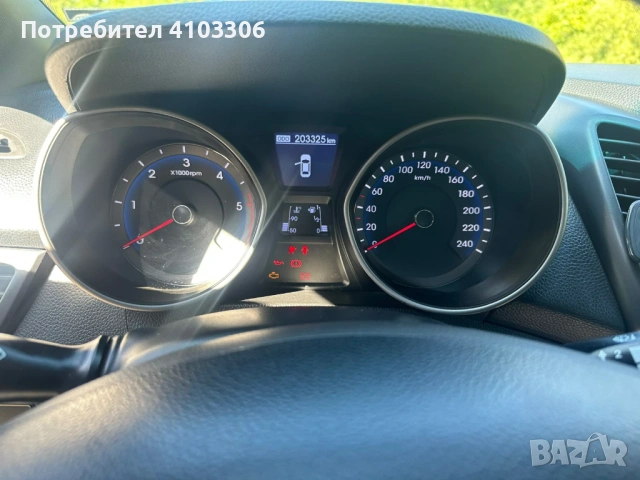 Hyundai I30 1.6 CRDi, снимка 12 - Автомобили и джипове - 53563412