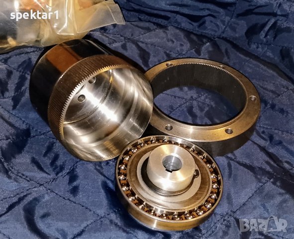 Нов вълнов редуктор трети размер i80  други вълнови редуктори, снимка 3 - Резервни части за машини - 43958969