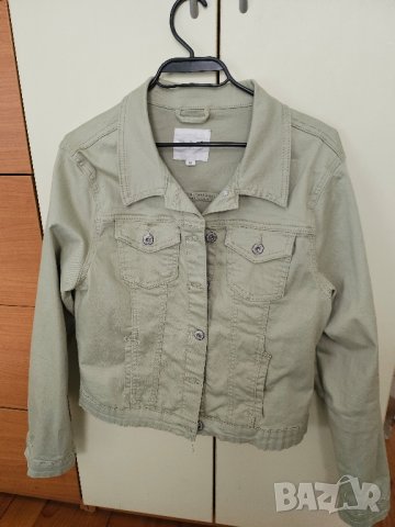 светлозелено дънково яке