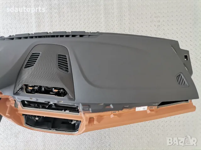 Ново Табло BMW 5 G30 G31 G38 Lci HUD Cognac гума, снимка 5 - Части - 50307616