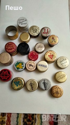 Стари капачки, снимка 3 - Антикварни и старинни предмети - 44011935