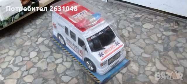 детска играчка линейка, снимка 3 - Коли, камиони, мотори, писти - 44114149
