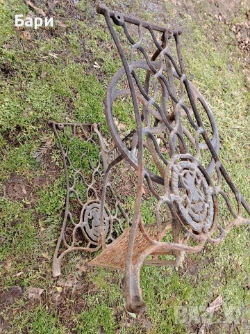 Крака на стара шевна машина Сингер/Singer, снимка 5 - Антикварни и старинни предмети - 51705920