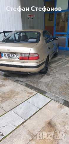 Toyota Carina 1.6XLi, снимка 2 - Автомобили и джипове - 53430929