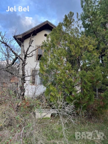 Къща на 2 Етажа в Казанлък с 1.1 дк Двор във Вилна Зона "Старите Лозя", снимка 3 - Къщи - 52183841