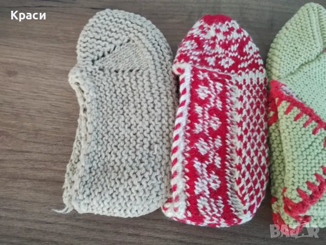 Чорапи вълнени - ръчно плетени, снимка 12 - Дамски чорапи - 48729537