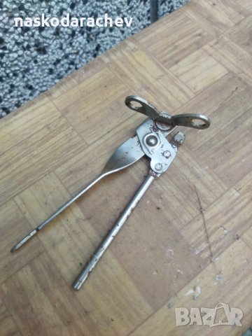 Отварачка за консерви ретро , снимка 13 - Колекции - 43586748