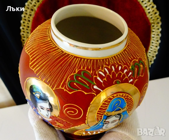 Японска порцеланова ваза Satsuma,злато,печат. , снимка 6 - Вази - 52171628