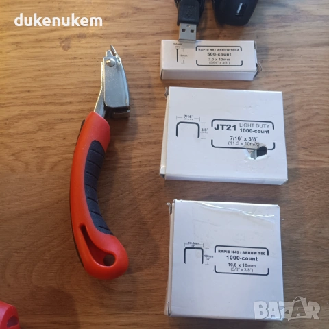 Акумулаторен електрически такер 3 в 1 за тапицерия и DIY със скоби, снимка 11 - Други инструменти - 53019422