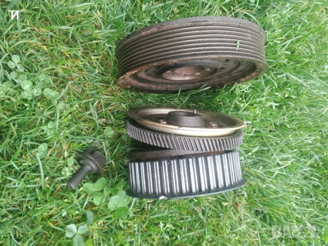 Демпферна шайба Мазда 5/6, снимка 5 - Части - 33160006