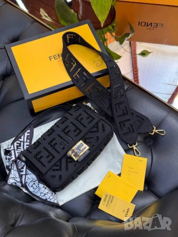 чанти FENDİ 
 
SİZE: 15cm x 27cm 

, снимка 2 - Чанти - 50994873