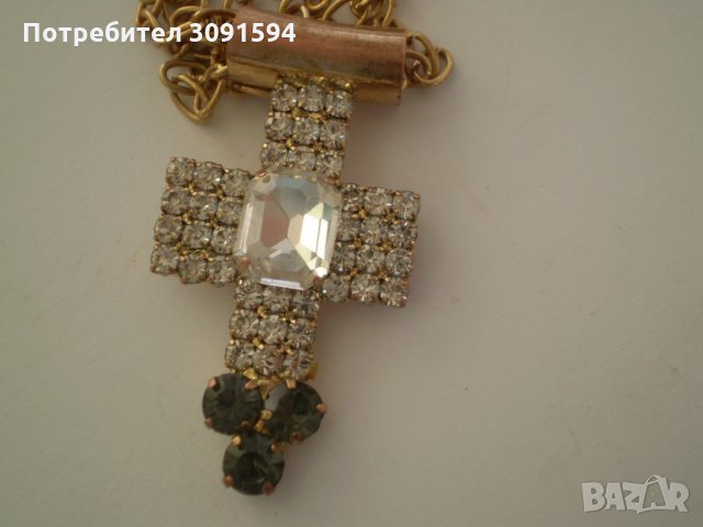 Медальон кръст жълт метал с бяла и синя инкрустация, снимка 2 - Други ценни предмети - 34730471